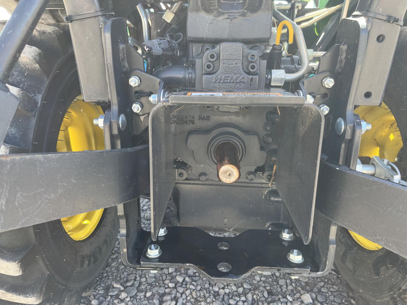 ./imagenes/INVOICE/2019/16954/TRACTOR JOHN DEERE 1023E (20).JPG